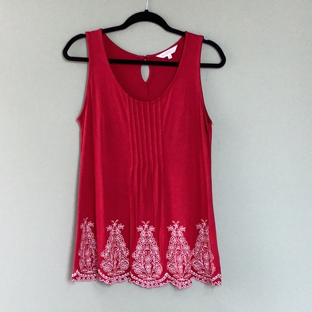 Adorable Summer Tank Top Size M